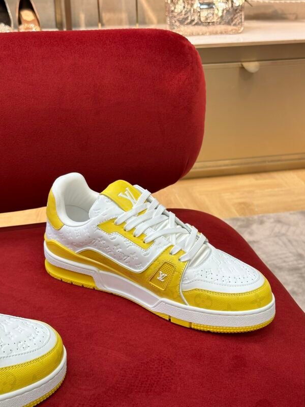 Louis Vuiton sneaker 2025072186