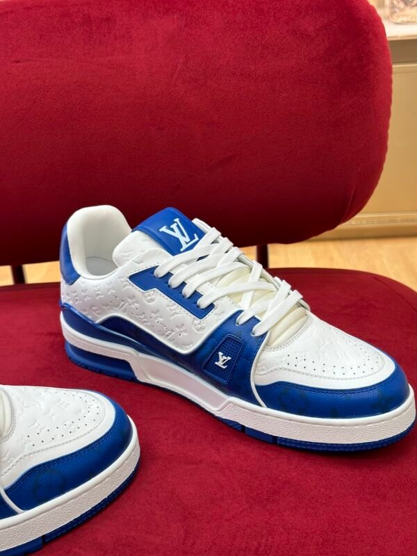 Louis Vuiton sneaker 2025072190