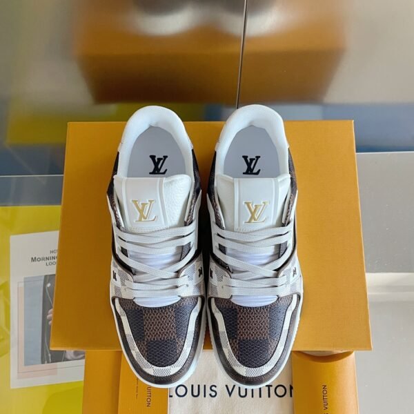 Louis Vuiton sneaker 2025072193
