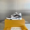 Louis Vuiton sneaker 2025072193