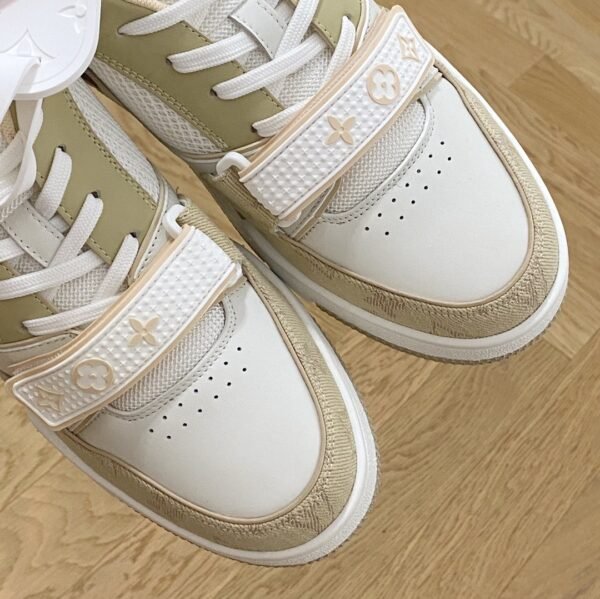 Louis Vuiton sneaker 2025072199