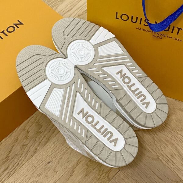 Louis Vuiton sneaker 2025072199