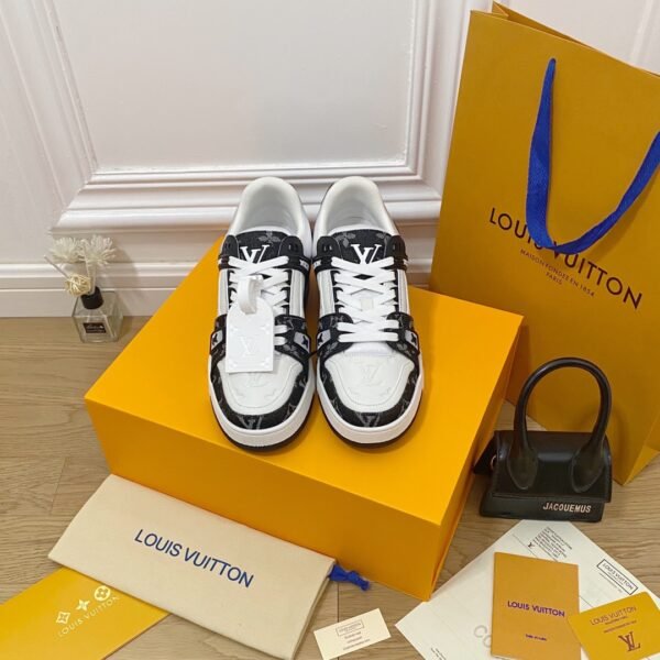 Louis Vuiton sneaker 2025072006