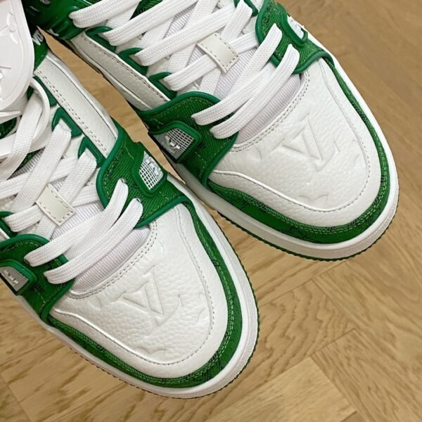 Louis Vuiton sneaker 2025072009