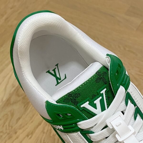 Louis Vuiton sneaker 2025072009