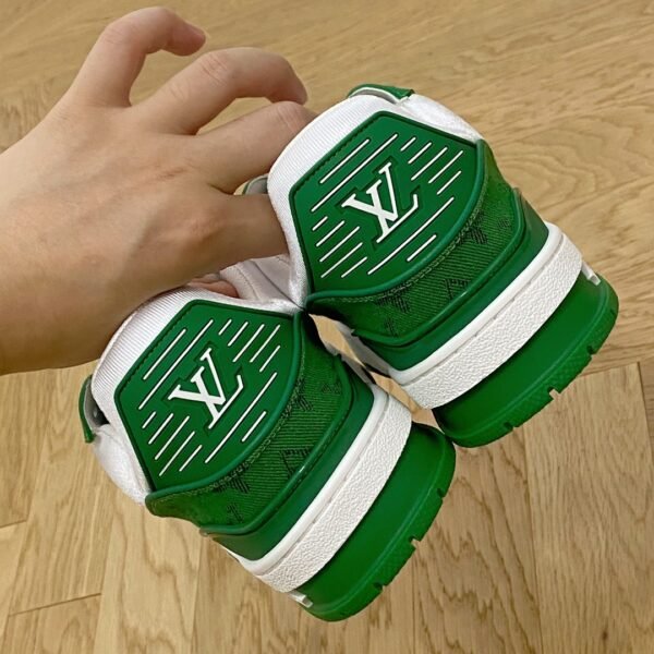 Louis Vuiton sneaker 2025072009