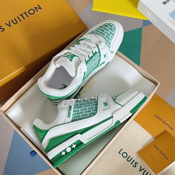 Louis Vuiton sneaker 2025072011