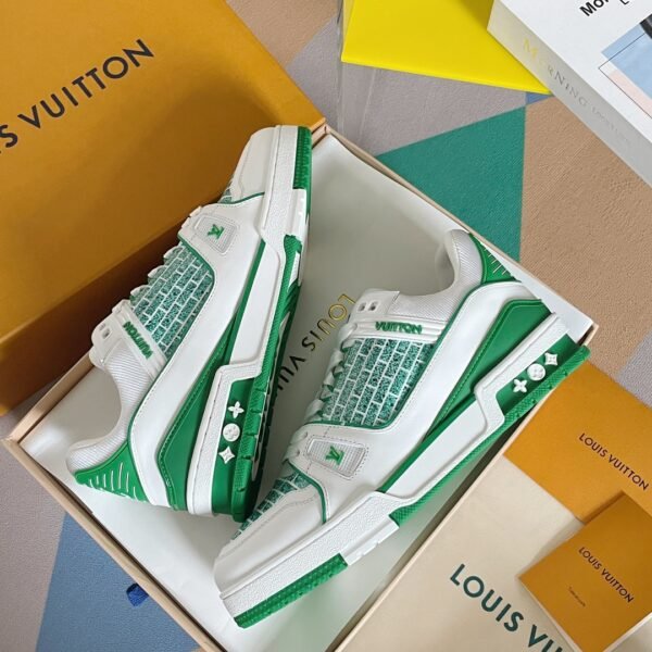 Louis Vuiton sneaker 2025072011