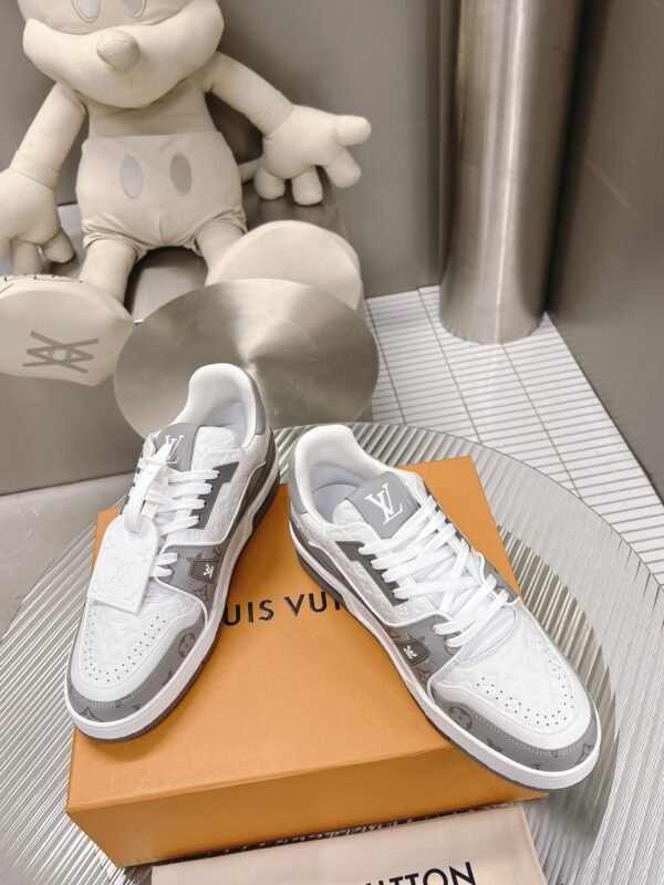 Louis Vuiton sneaker 2025072032