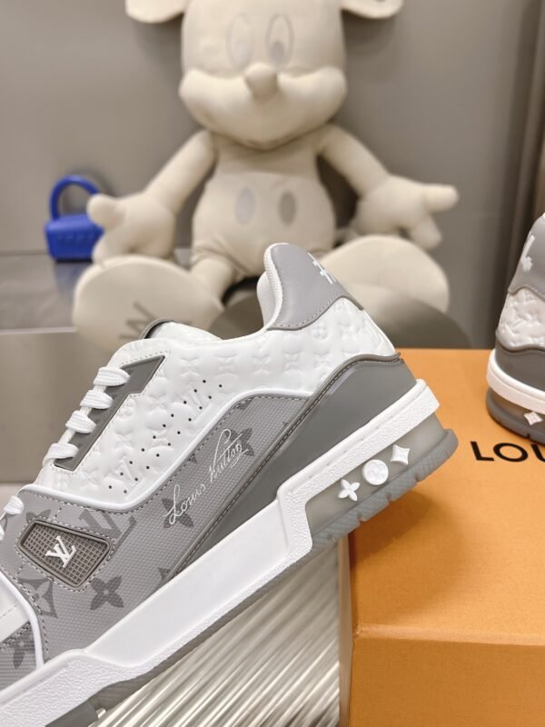 Louis Vuiton sneaker 2025072032