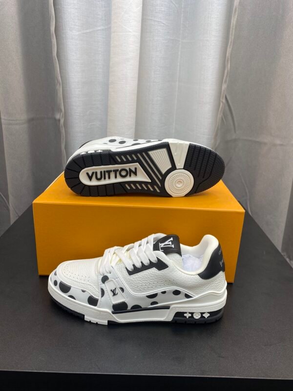 Louis Vuiton sneaker 2025072038
