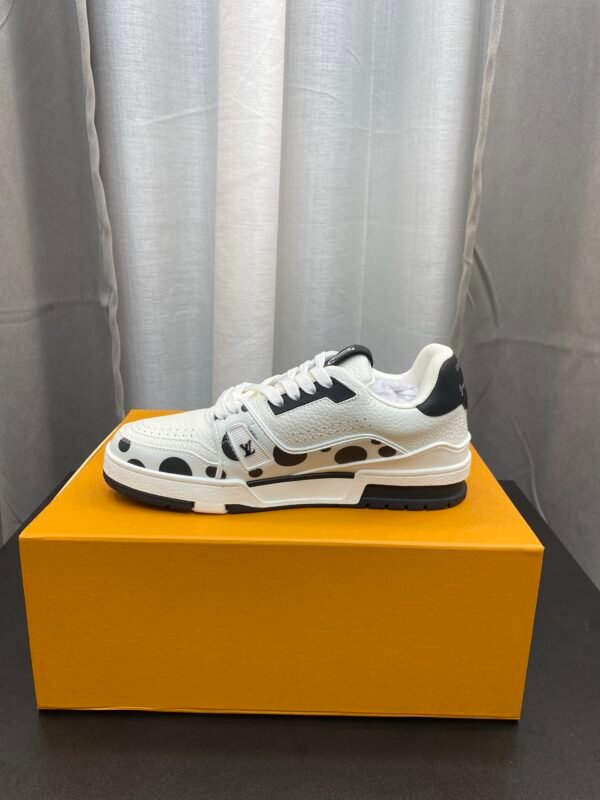 Louis Vuiton sneaker 2025072038