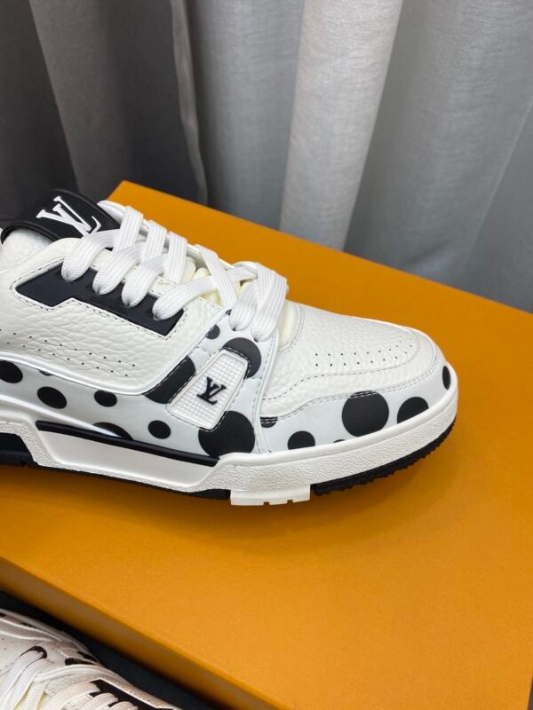 Louis Vuiton sneaker 2025072038