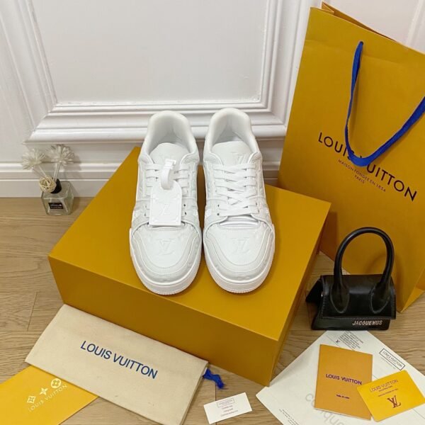 Louis Vuiton sneaker 2025072040