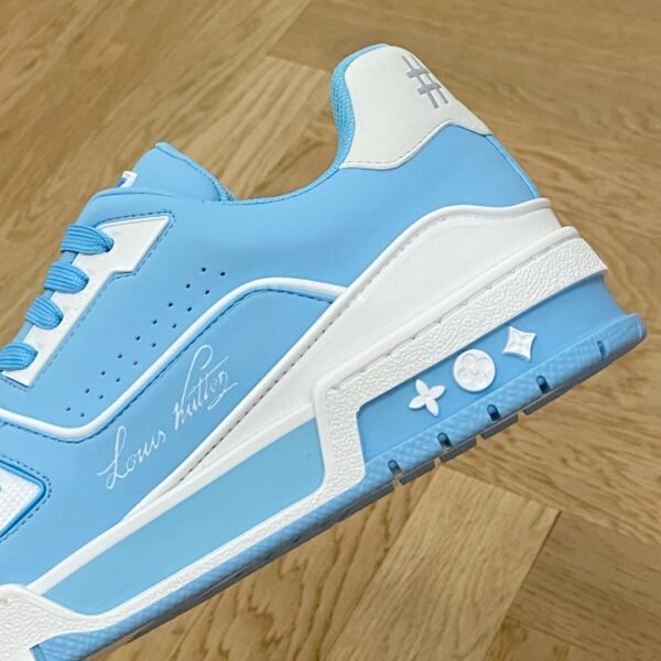 Louis Vuiton sneaker 2025072042