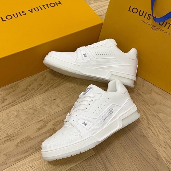 Louis Vuiton sneaker 2025072043