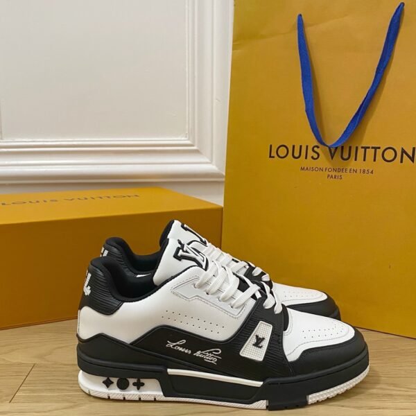 Louis Vuiton sneaker 2025072044