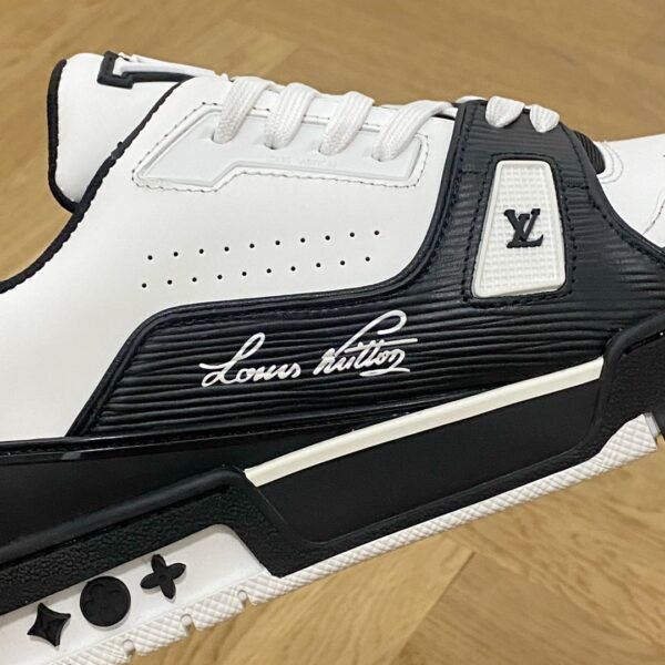Louis Vuiton sneaker 2025072044
