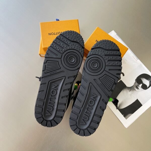 Louis Vuiton sneaker 2025072049