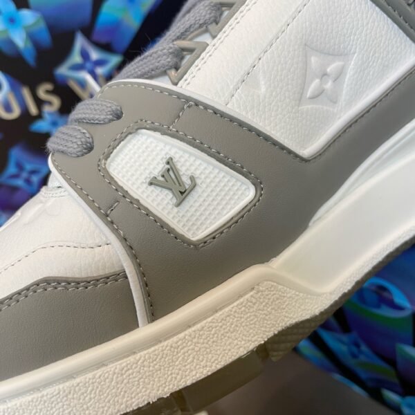 Louis Vuiton sneaker 2025072050