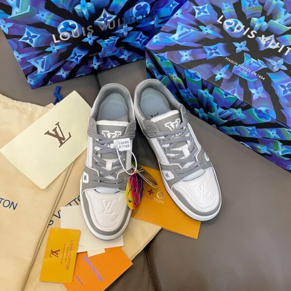 Louis Vuiton sneaker 2025072050