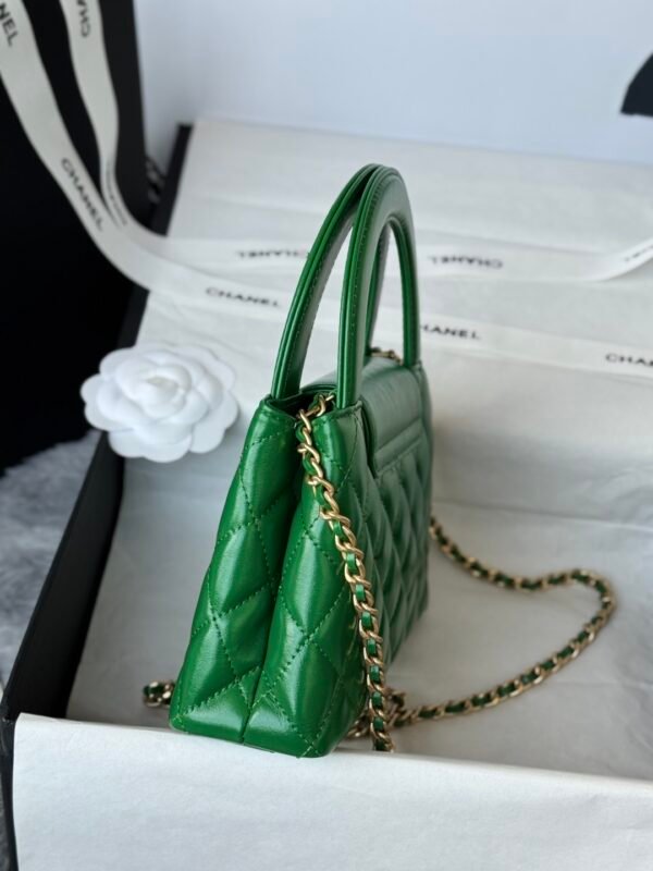 Chanel MM Kelly Shopper Green Handle Bags