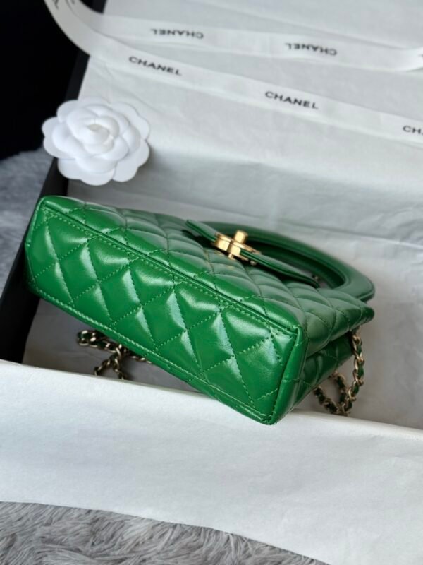 Chanel MM Kelly Shopper Green Handle Bags
