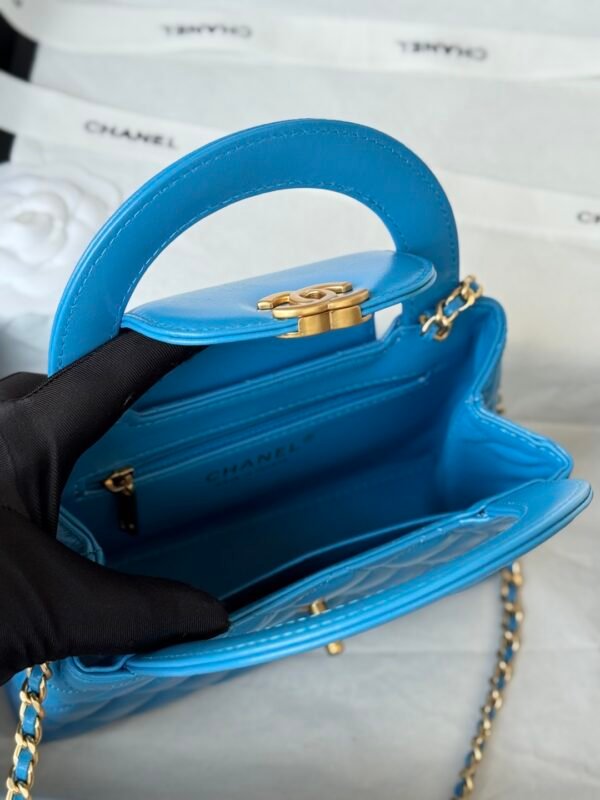 Chanel MM Kelly Shopper Blue Handle Bags