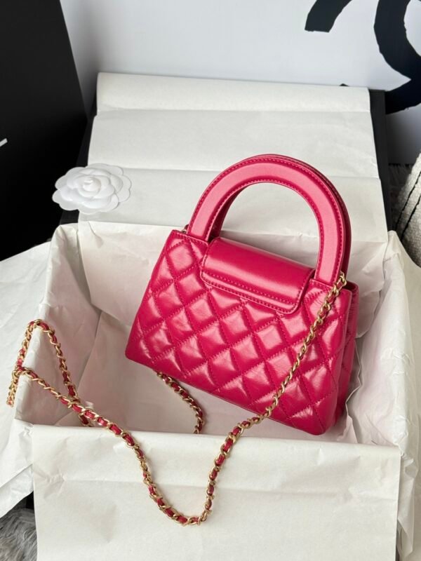 Chanel MM Kelly Shopper Dark Pink Handle Bags