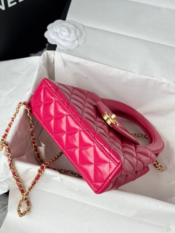 Chanel MM Kelly Shopper Dark Pink Handle Bags