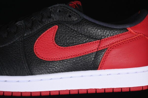 Jordan 1 Retro Low OG Banned IW6276-001
