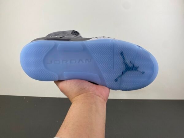 Jordan 5 Retro Wolf Grey (2026) DD0587-002