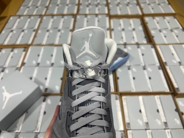 Jordan 5 Retro Wolf Grey (2026) DD0587-002