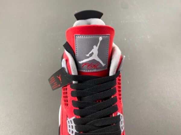 Jordan 4 Retro Toro Bravo (2026) FQ8138-600