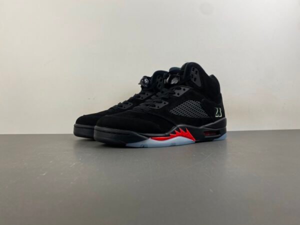 Jordan 5 Retro Halloween HQ7978-001