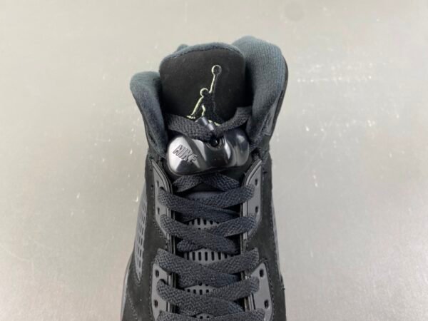 Jordan 5 Retro Halloween HQ7978-001