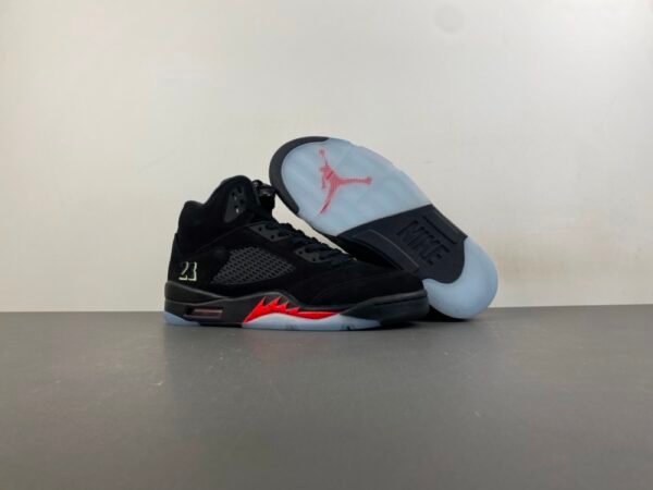 Jordan 5 Retro Halloween HQ7978-001