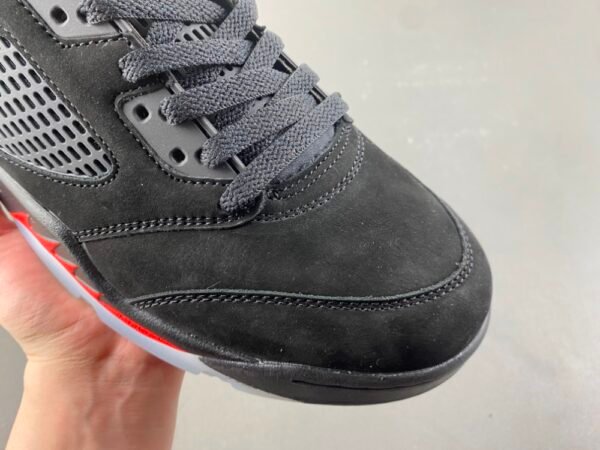 Jordan 5 Retro Halloween HQ7978-001