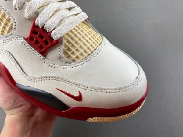 Jordan 4 Retro OG Nigel Sylvester Brick After Brick IQ8055-100