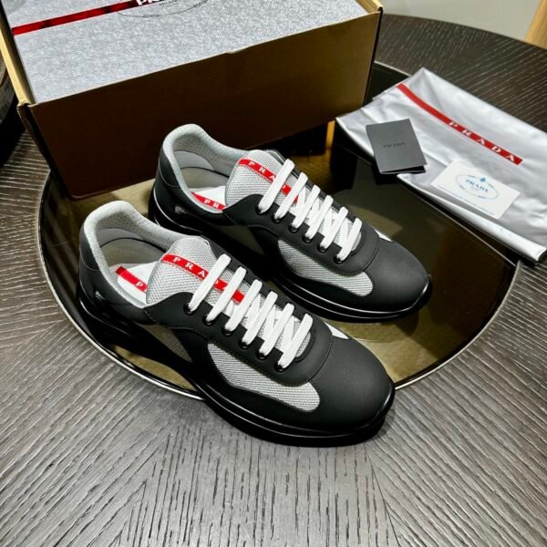 Prada Sneaker 26093002