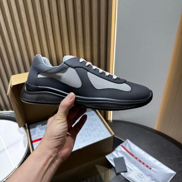Prada Sneaker 26093002