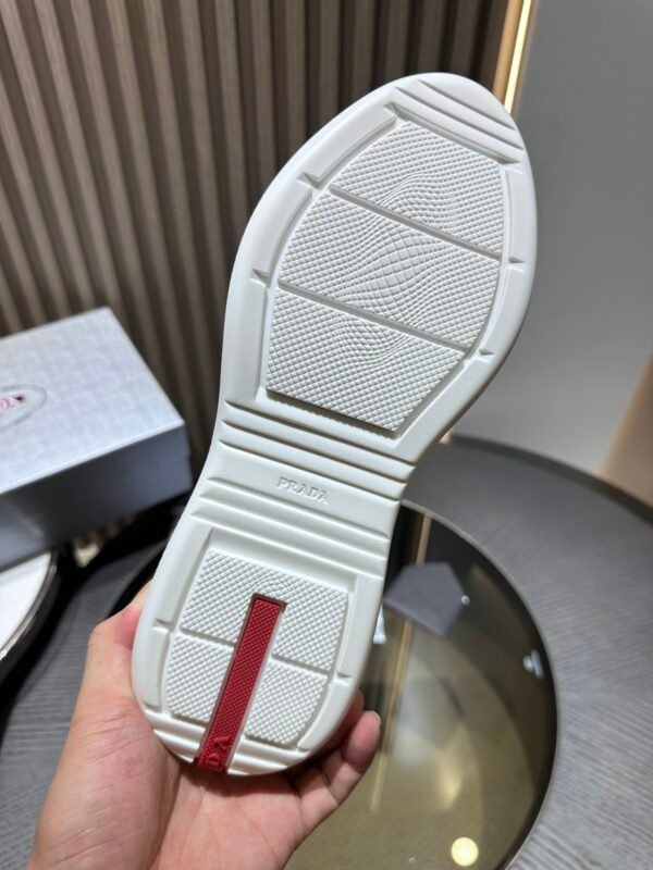 Prada Sneaker 26093003