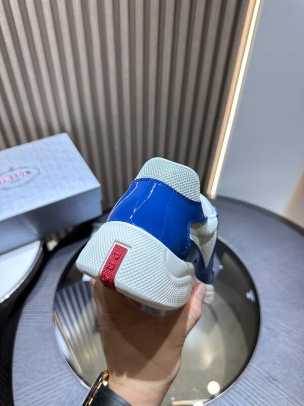 Prada Sneaker 26093004