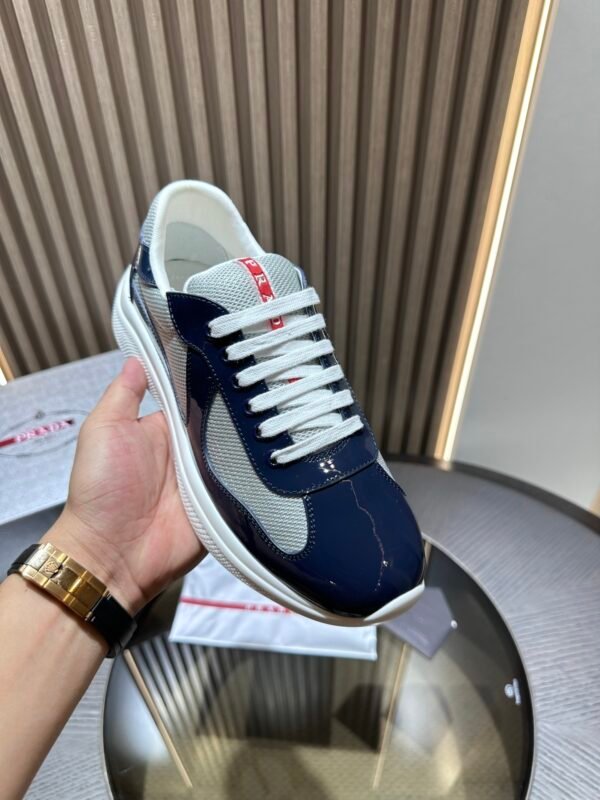 Prada Sneaker 26093005
