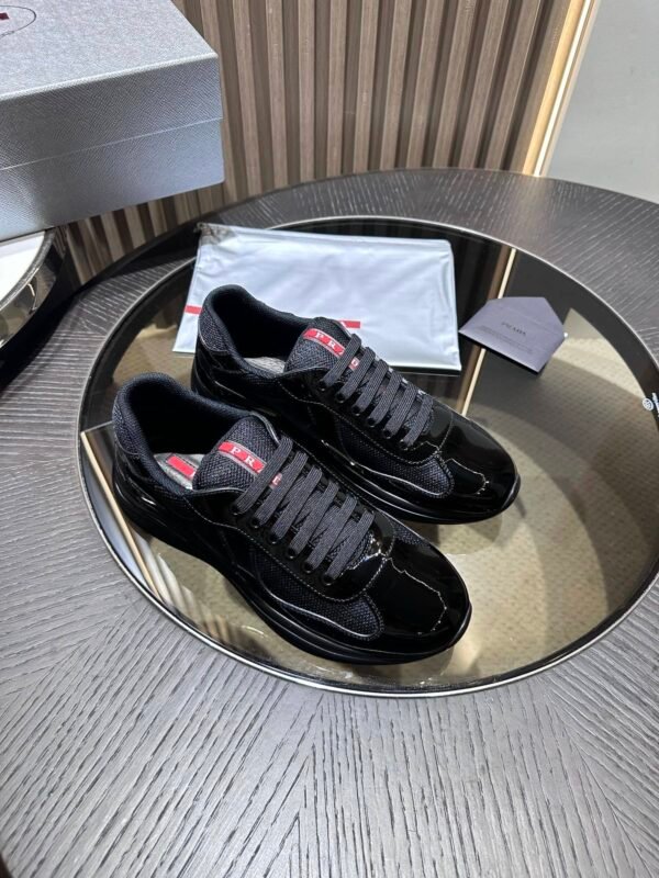 Prada Sneaker 26093006