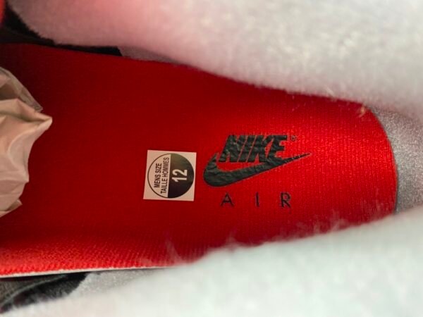 Jordan 4 Retro OG Bred (2026)  IX8180-001